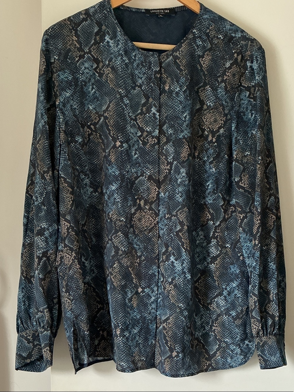 Lafayette 148 Blue SILK  Snake Print Blouse